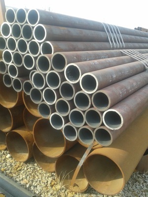 無(wú)縫管廠家常年現(xiàn)貨供應(yīng)20#碳素?zé)o縫鋼管，規(guī)格齊全，品質(zhì)保證